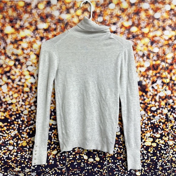 Zara Turtleneck Pullover Sweater size small - Picture 2 of 3